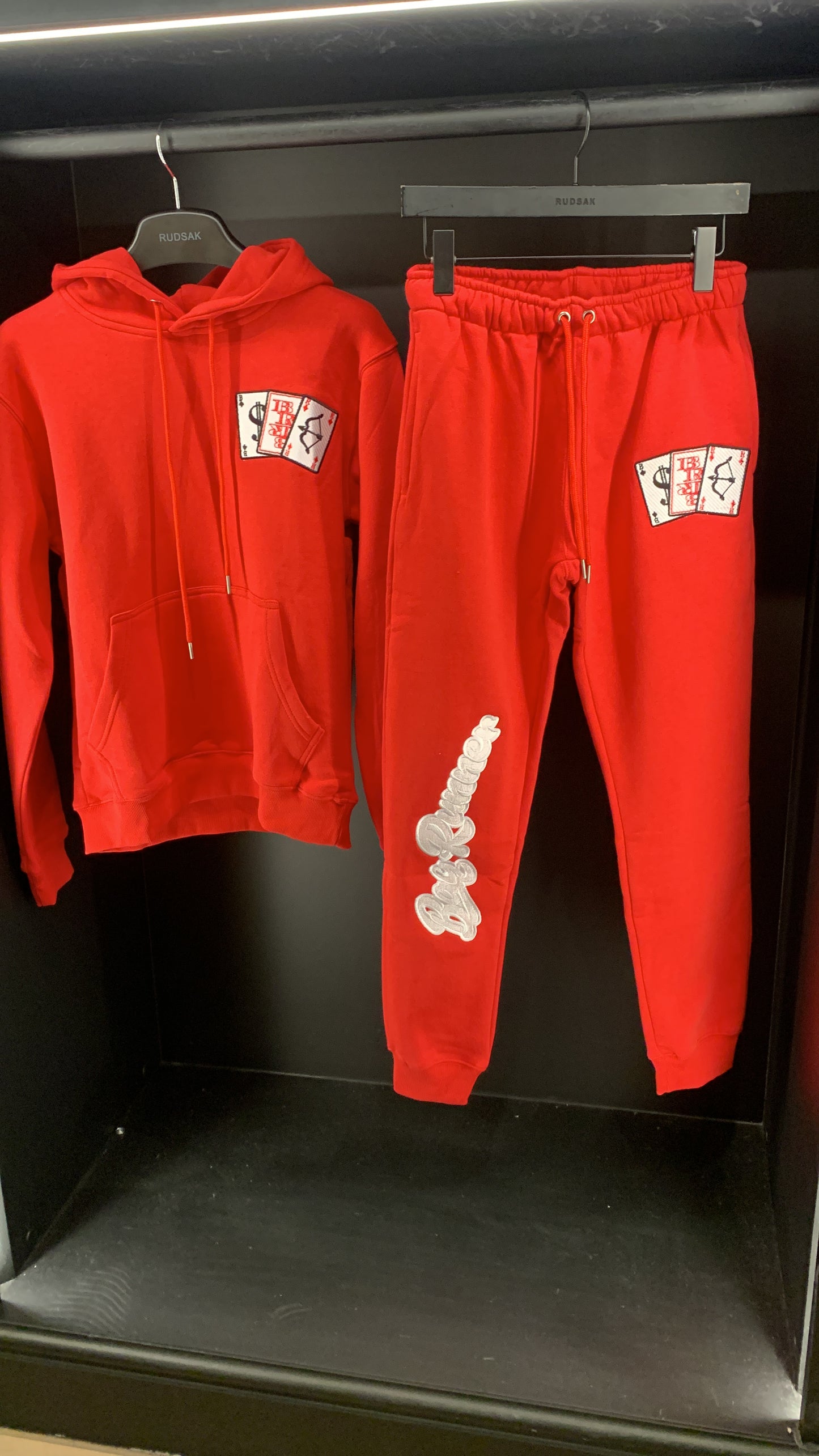 BAGRUNNER CASINO SWEATSUIT